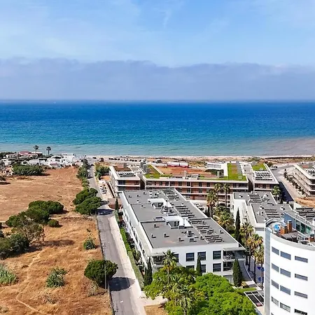 Pool & Close To - Parking, Ac & Wifi Appartamento *