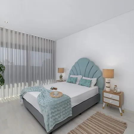 Pool & Close To - Parking, Ac & Wifi Quarteira